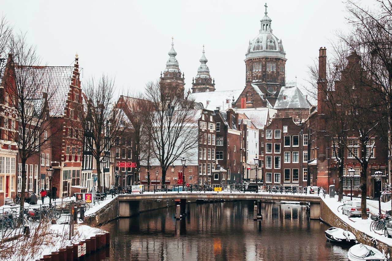 Phố xá ở Hà Lan trở nên yên tĩnh hơn vào mùa đông