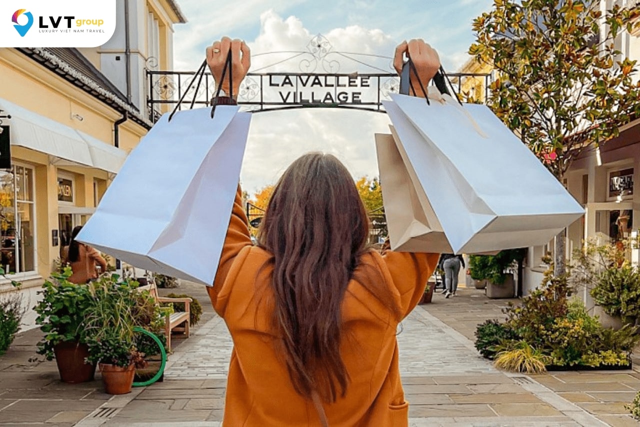 Thiên đường mua sắm giá rẻ La Vallée Village