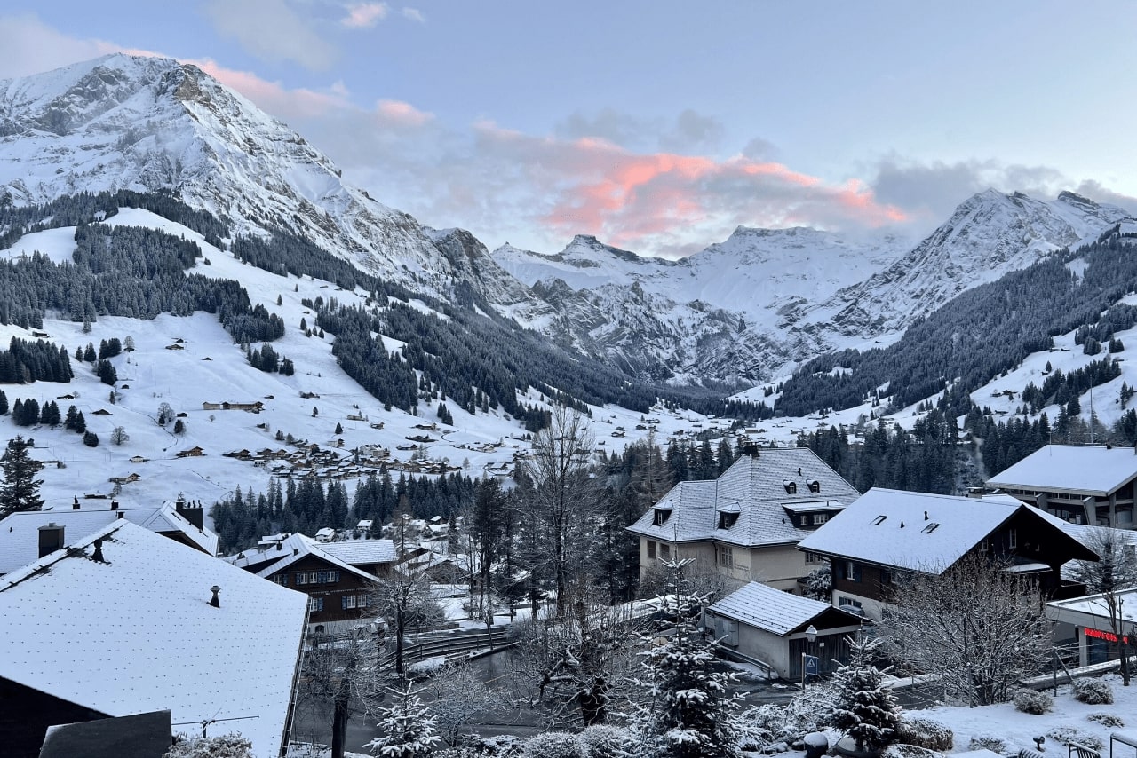 Ngôi làng Adelboden yên bình dưới tiết trời mùa đông