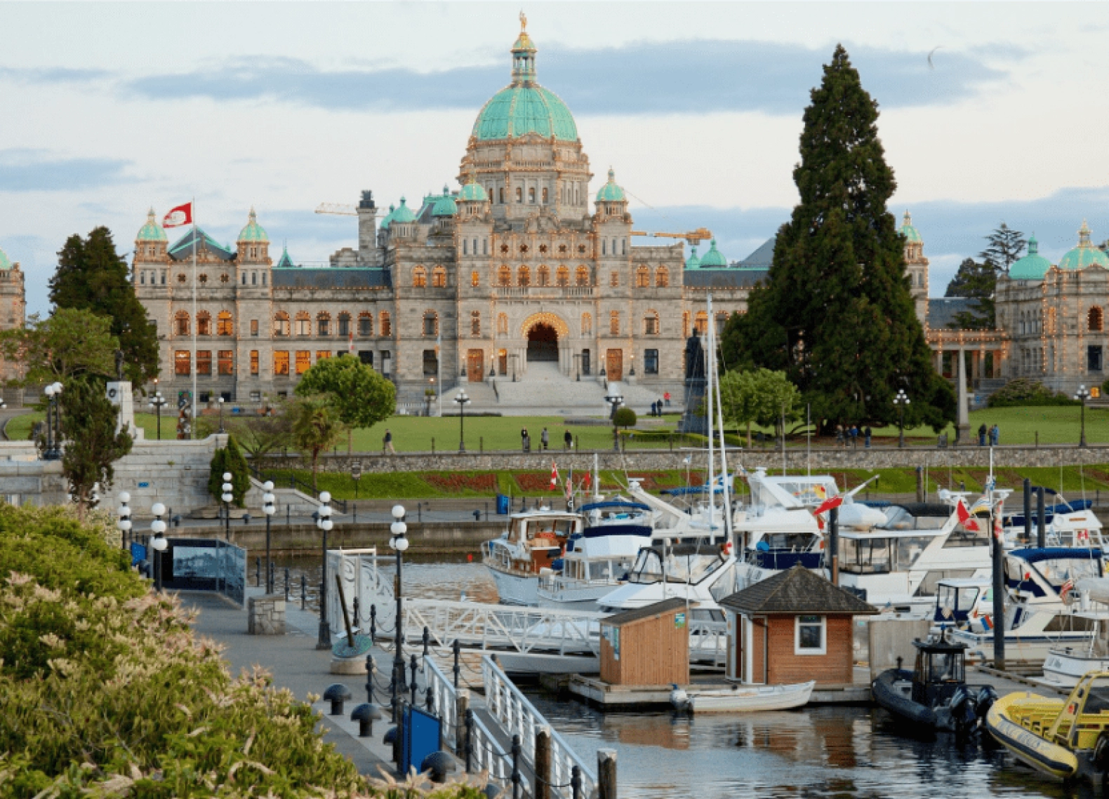 [Tour Canada liên tuyến tháng 4] Đông Tây Canada mùa hoa anh đào (21/04/2026)