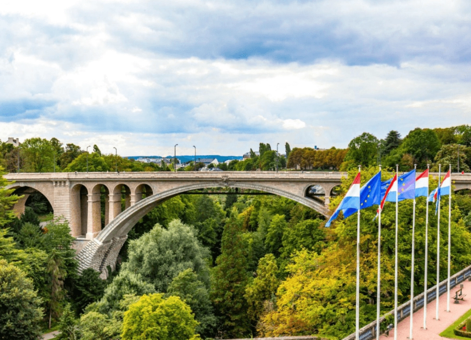 [Tour châu Âu 5 nước tháng 12] Pháp - Luxembourg - Bỉ - Hà Lan - Đức (27/12/2025)